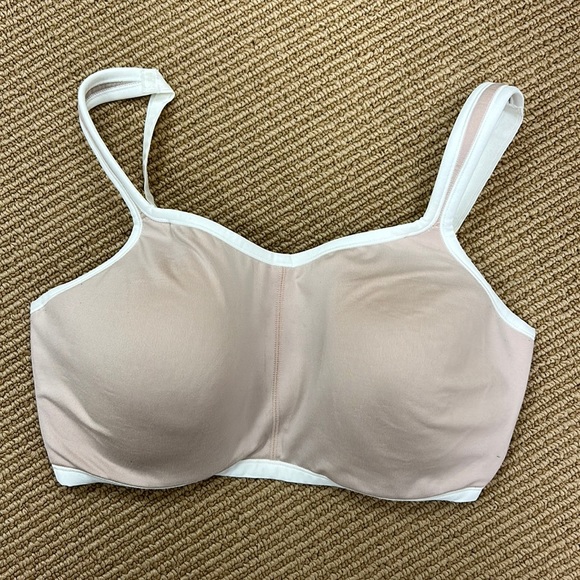 Natori Intimates & Sleepwear Natori Yogi Contour Convertible Sports